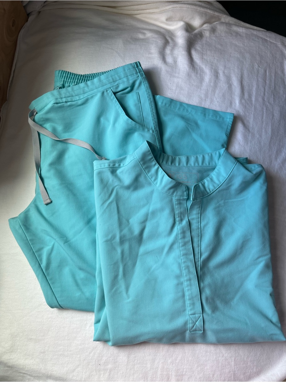 FIGS Scrub Set Fresh Aqua XL/ LP